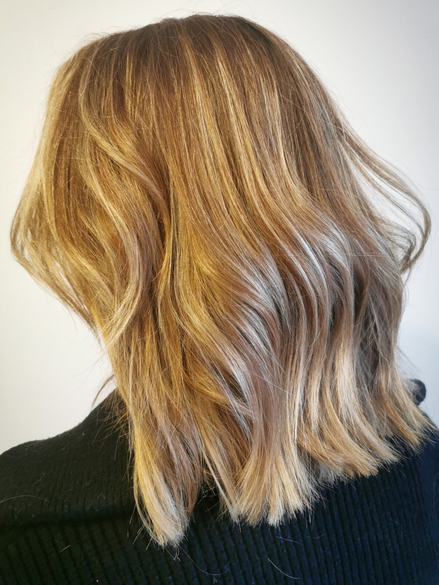 Détail d'une coiffure travaillée